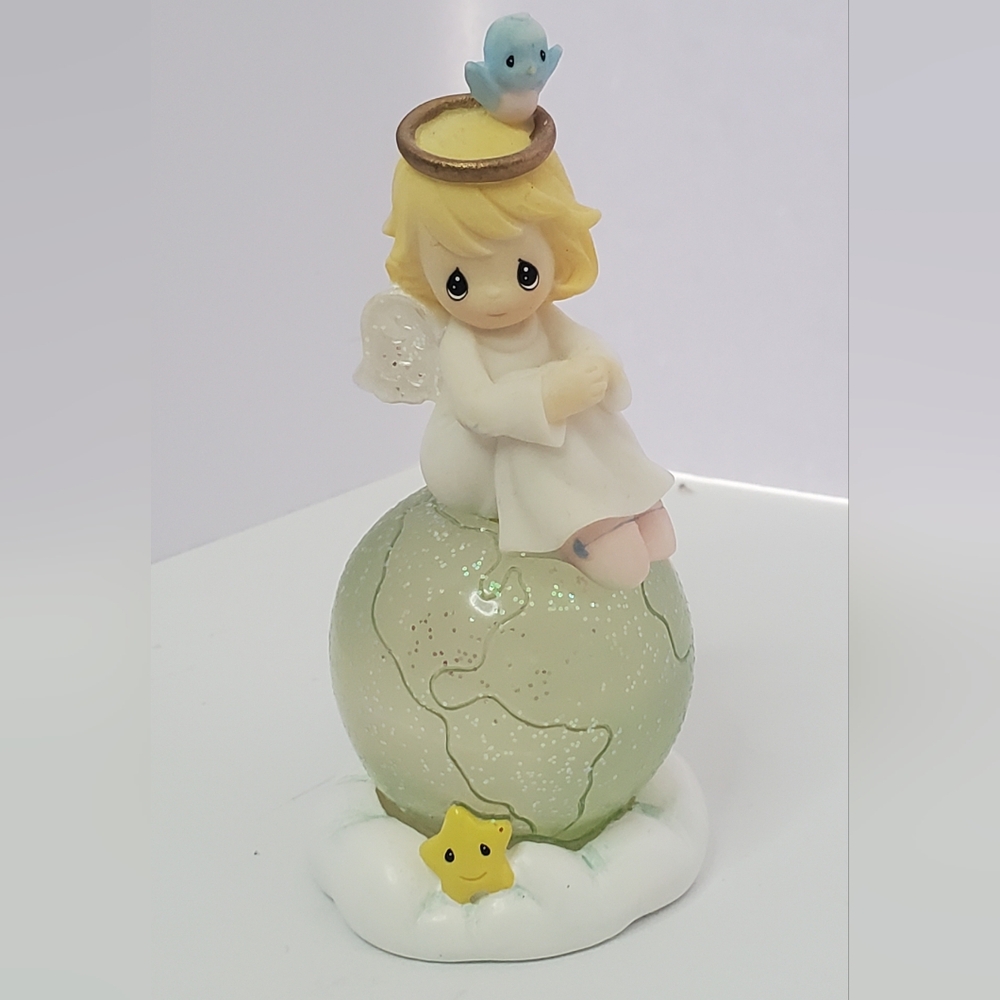 Precious Moments "Just Sittin' On Top Of The World" A World Of Wishes